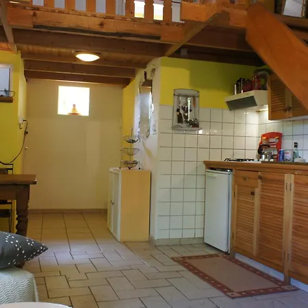 Le Petit De L'entrela *