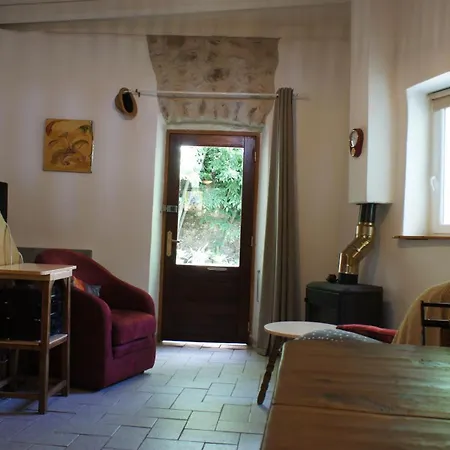 Le Petit De L'entrela Сasa de vacaciones